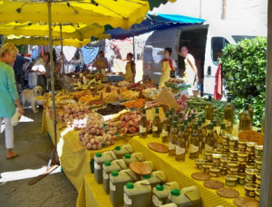 Sunday Market in L'Isle sur la Sorgue